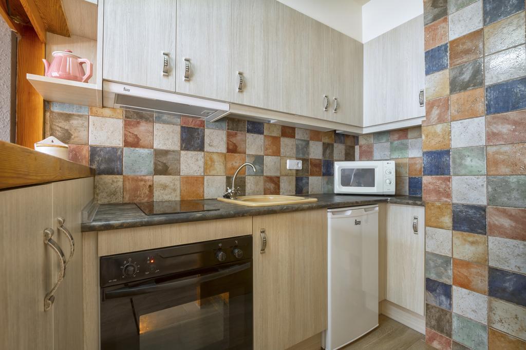 La Ginesta 2, Apartaments De Muntanya Estación 客房 照片